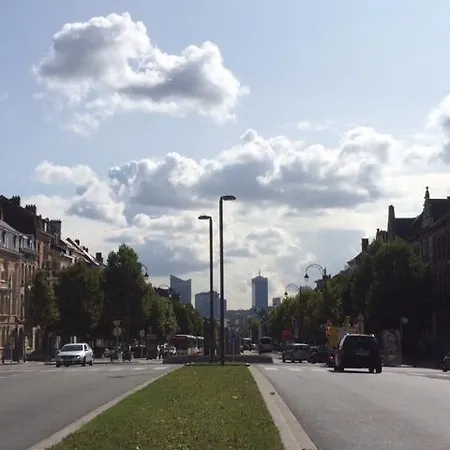 Hello Brussels