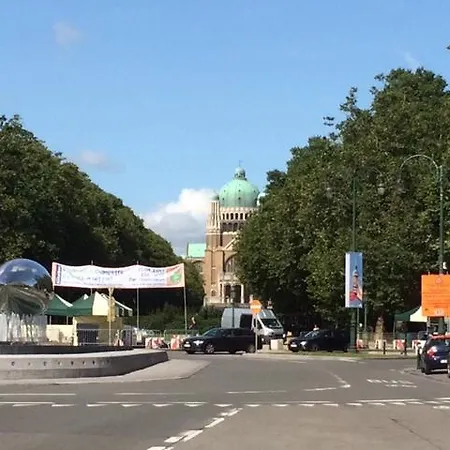 Hello * Brussels